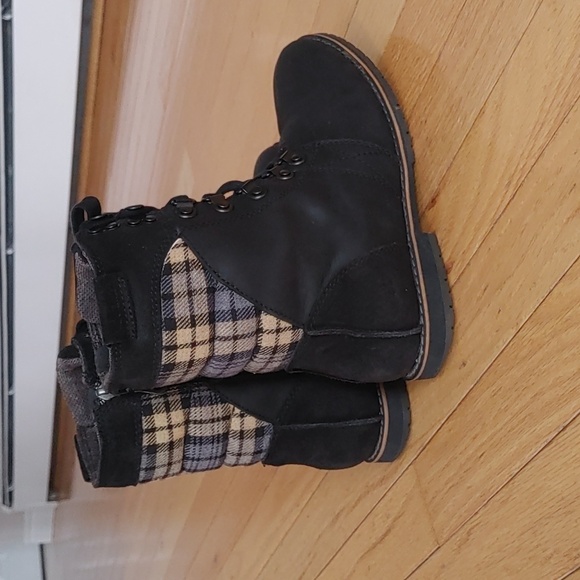 Columbia Black Ankle Boots with Plaid Accent - Picture 2 of 11